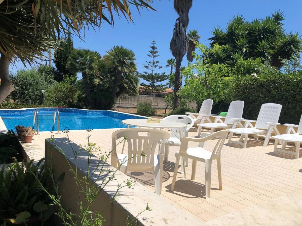 אבולה Villa Yucca מראה חיצוני תמונה